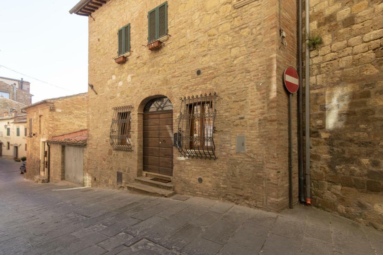 Villa Borgo Buio Town House Montepulciano Stazione Exterior foto